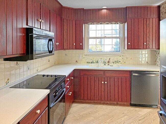 Building Photo - Charming and Unique 3 Bedroom - Powhatan/Midlothian Area