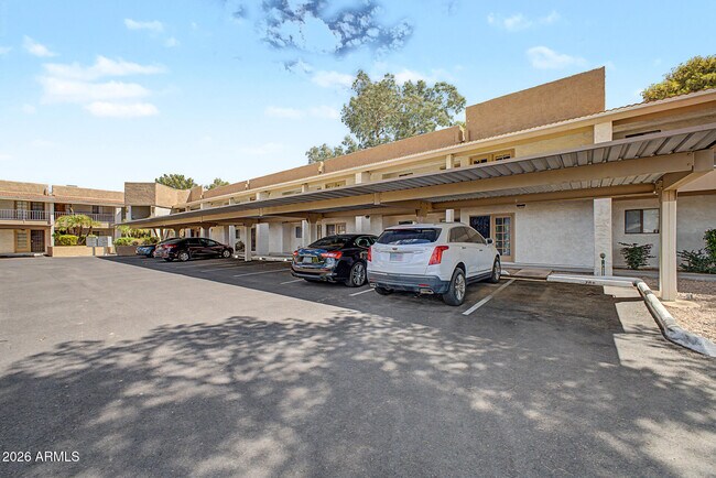 Building Photo - 709 S Power Rd