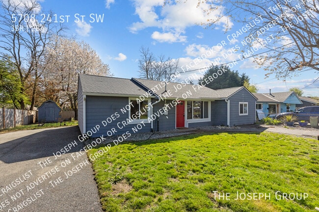 Building Photo - 5708 241st St SW