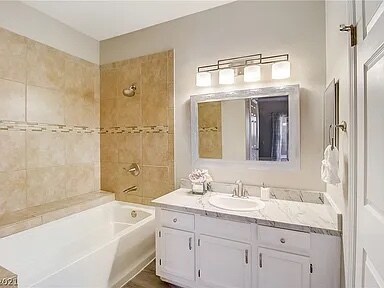 Master Bathroom - 9000 Las Vegas Blvd S