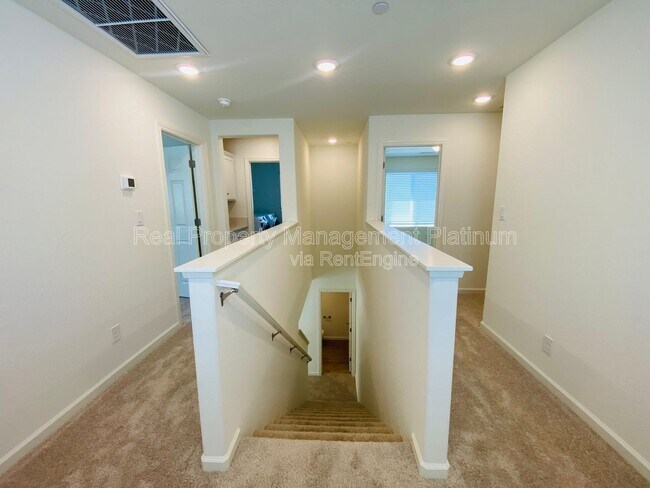 Building Photo - 6407 E Riesling Dr