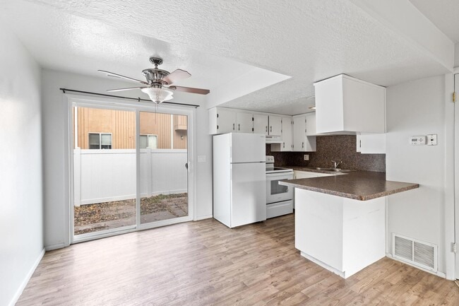 Building Photo - 1289 N 400 E