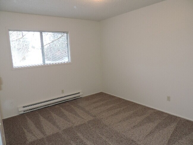 Primary Photo - 5840 SW Erickson Ave