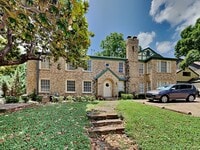 Building Photo - SUPER CUTE UNIT!