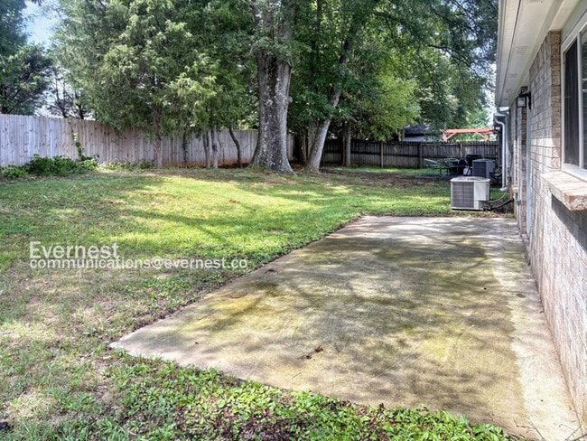Building Photo - 193 Sagebrook Dr