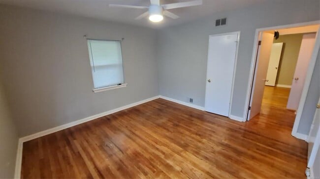 Building Photo - 112 Calhoun Rd