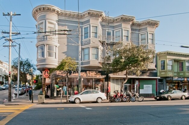 Building Photo - 609 ASHBURY Apartments