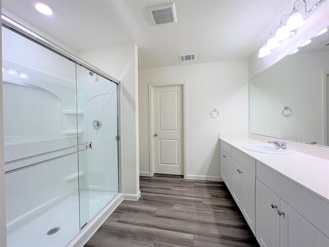 Building Photo - 1036 Lacebark Pne Ln