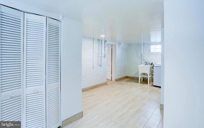 Building Photo - 4633 Asbury Pl NW