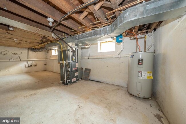 Building Photo - 231 Plant Ave