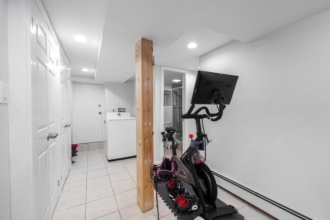 Building Photo - 67A Columbia Ave