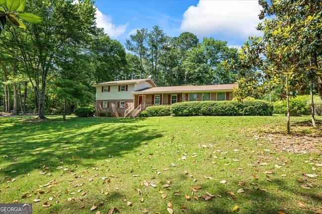 Building Photo - 7121 Forest Dr SE