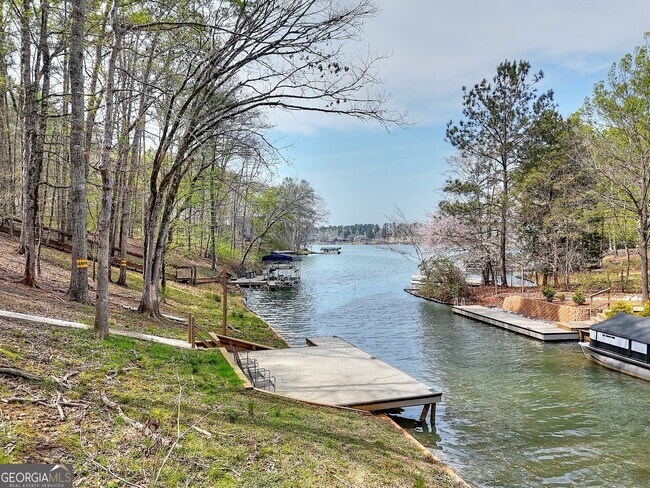 Building Photo - 377 E River Bend Dr