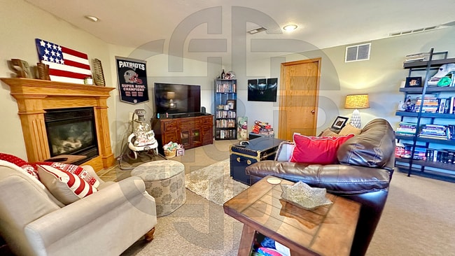 Building Photo - 2113 Timber Ln Cir