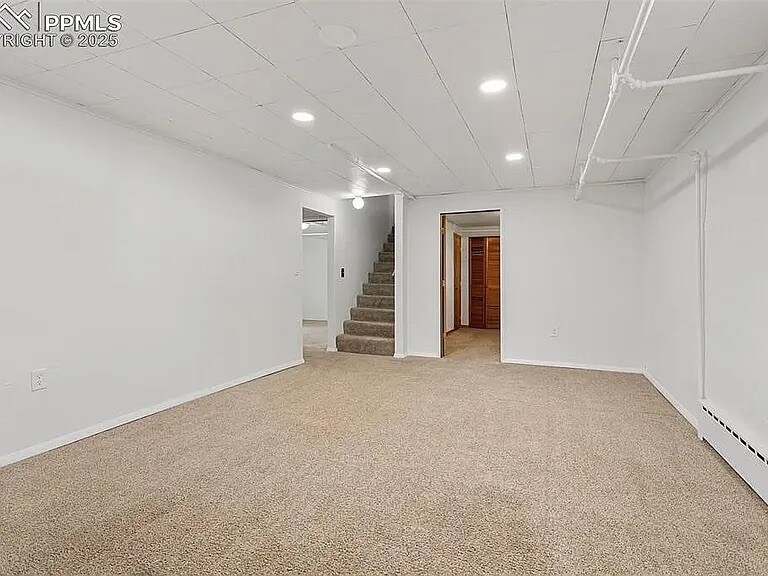 Building Photo - 1638 N Foote Ave