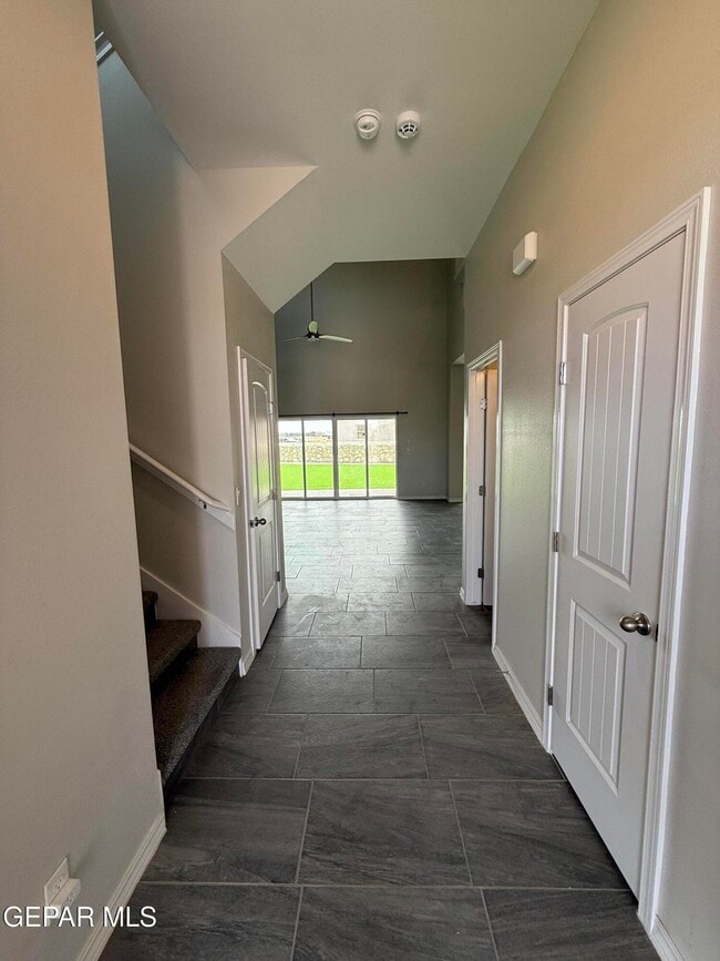 Building Photo - 7412 Rio Rimac Dr