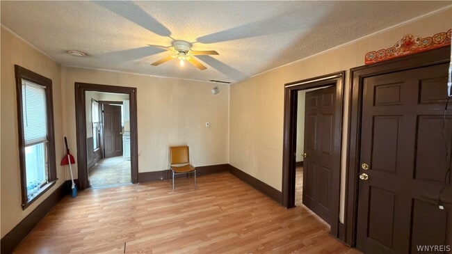 Building Photo - 42 Hartman Pl