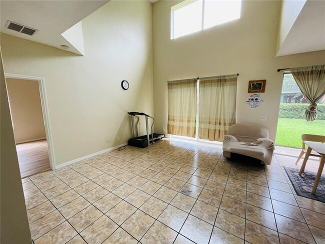 Building Photo - 1418 Spring Fest Ln