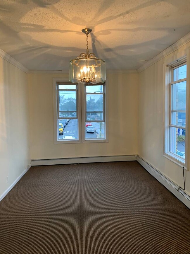 22030 Merrick Blvd 22030 Merrick Blvd Queens NY 11413 Apartment