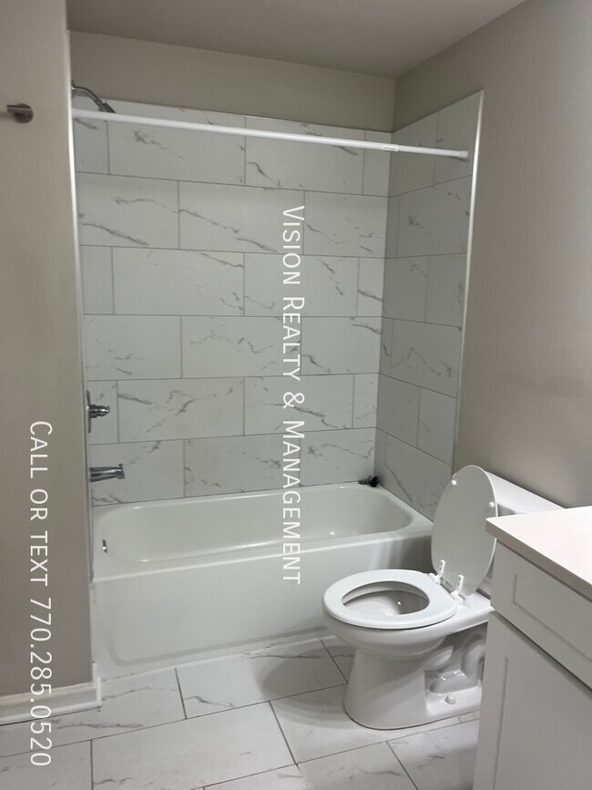 Building Photo - 8336 Triple Crown Dr