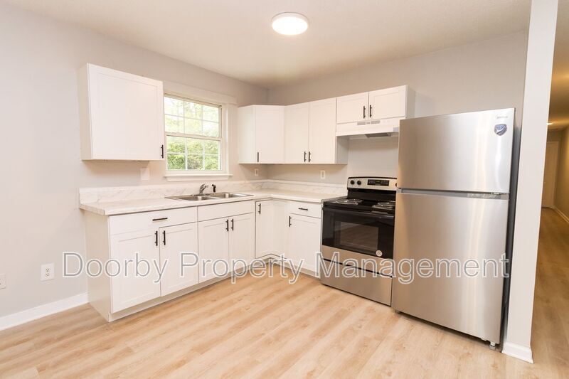 Building Photo - 1603 Bradt St