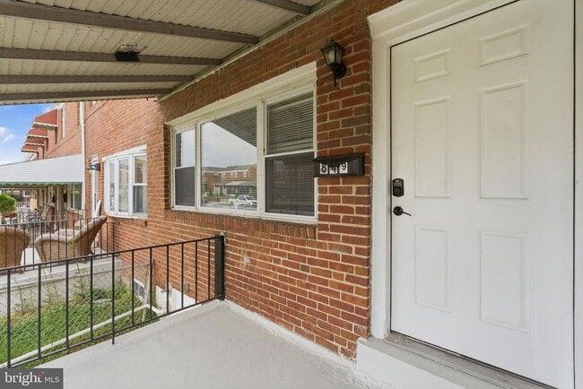 Building Photo - 849 Loalan Ave