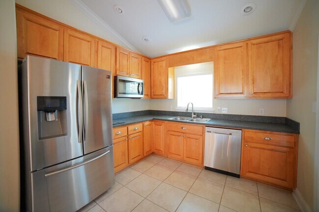Building Photo - 3204 Gallant Fox Trail