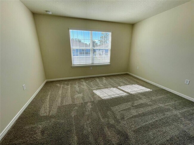 Building Photo - 1986 Canny Cv