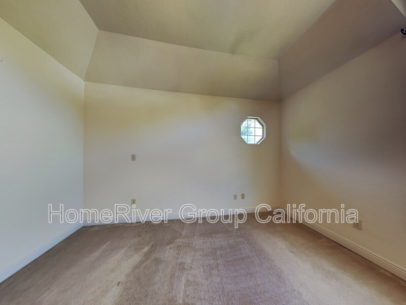 Building Photo - 5137 Sunrise Hills Dr