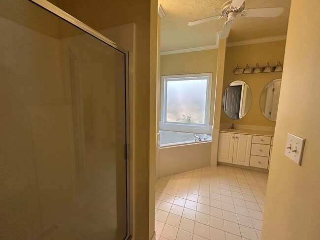 Building Photo - **ASK HOW YOU CAN MOVE IN WITH NO SECURITY DEPOSIT**111 Hanbury Lane - 4 BD, 2.5 BA Home in the A...