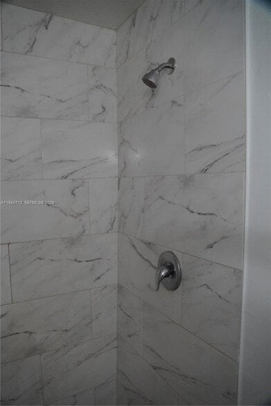 Building Photo - 4370 NW 174th Dr