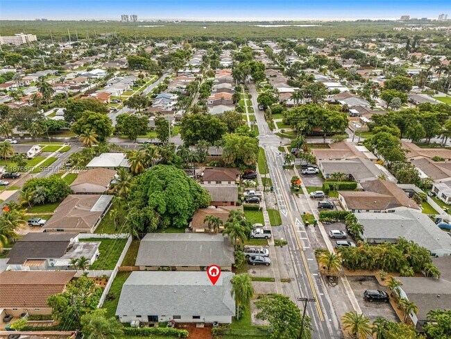 Building Photo - 19 SE 4th Terrace