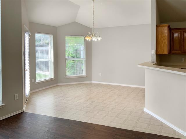 Building Photo - 2820 Wakecrest Dr