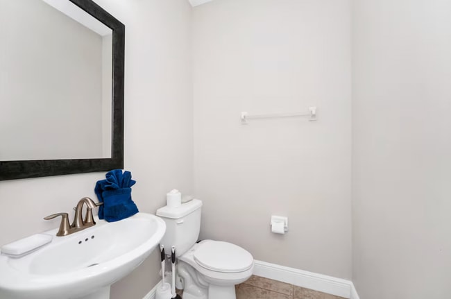 Building Photo - 128 Angela's Ave