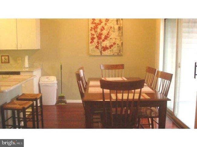 Building Photo - 812 Eagles Chase Dr