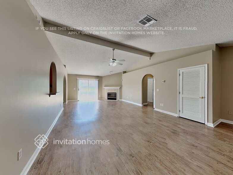 Building Photo - 7624 Fawn Lake Dr N