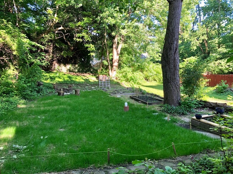 Backyard - 2622 Moorman Ave