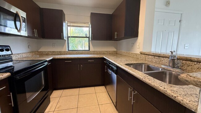 Building Photo - 3965 NW 87th Ave