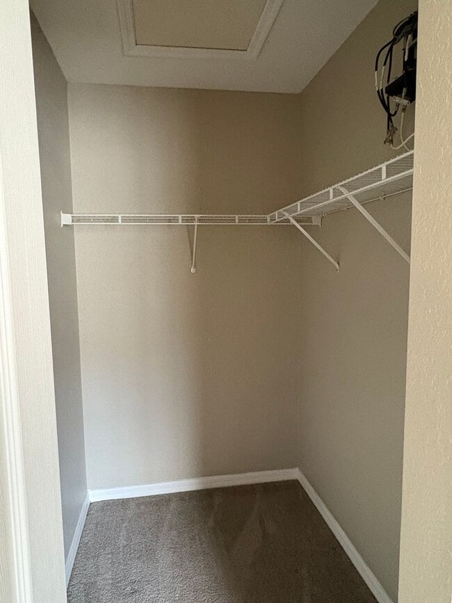 Building Photo - 2/2.5 Townhome in Fort Myers for Rent