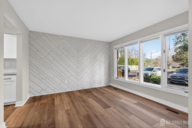 Building Photo - 172 Nathan Dr