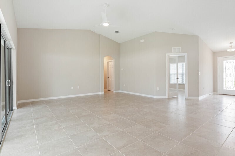 Building Photo - 25 Woodfield Dr