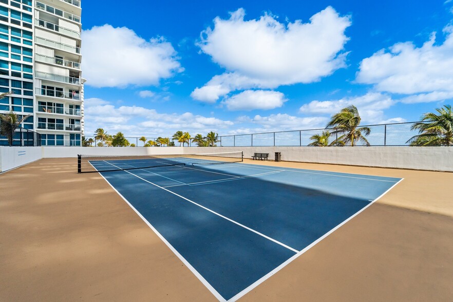 Tennis court - 1370 S Ocean Blvd