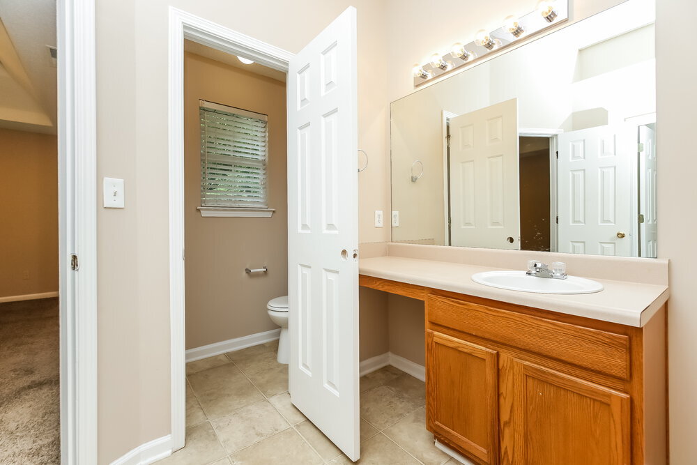 Building Photo - 5308 Rolling Meadow Dr SW