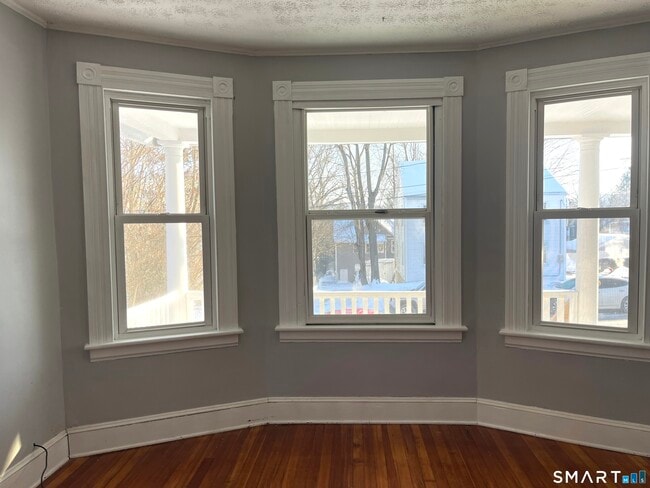 Building Photo - 78 Svea Ave