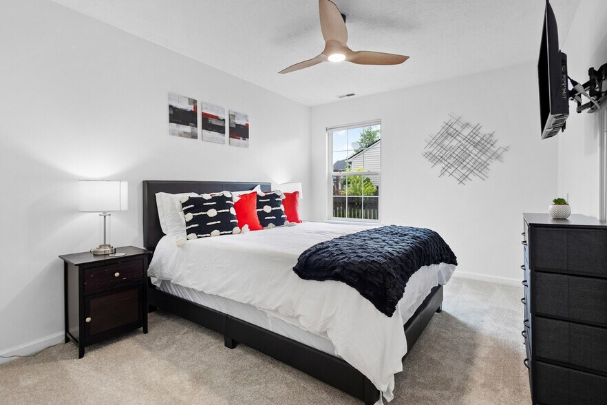 Building Photo - 11179 Catalina Dr