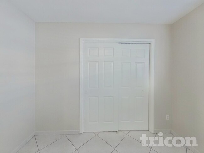 Building Photo - 2761 59th Ave N