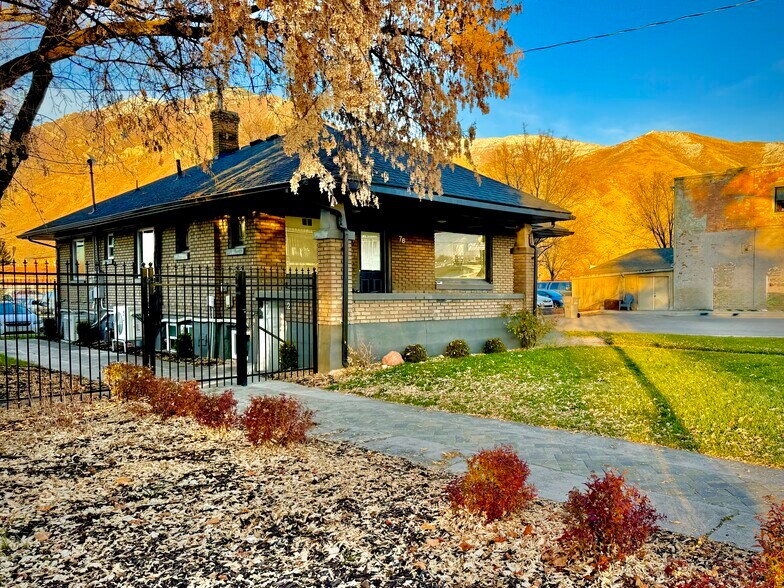 Building Photo - 76 W 200 S