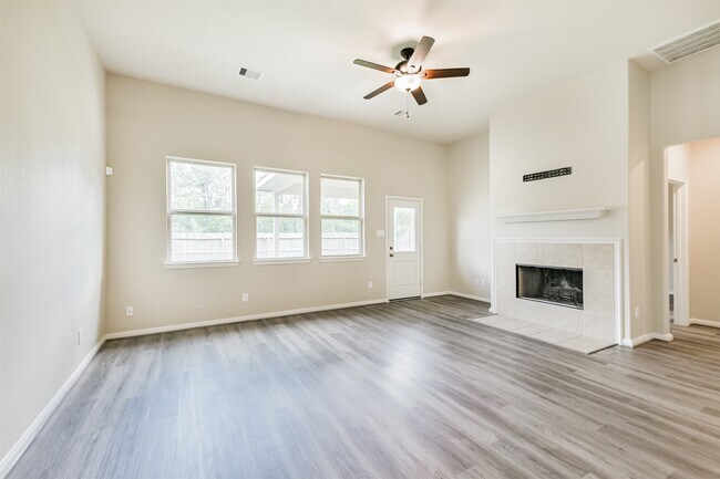 Building Photo - 12638 Silver Winter Trl