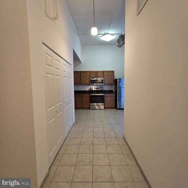 Building Photo - 4368 Cresson St