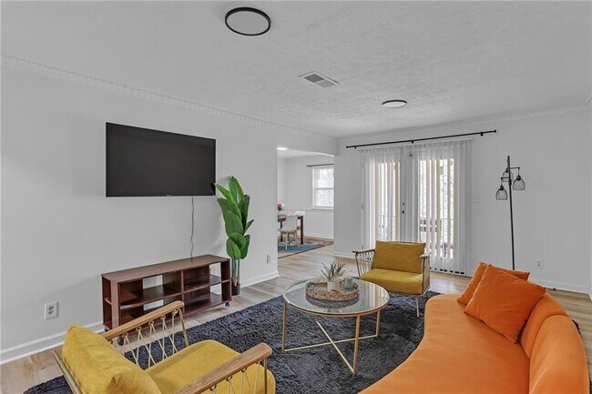 Building Photo - 2394 Lawrenceville Hwy